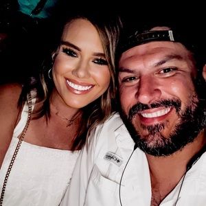 Meet your Posher, Virginia